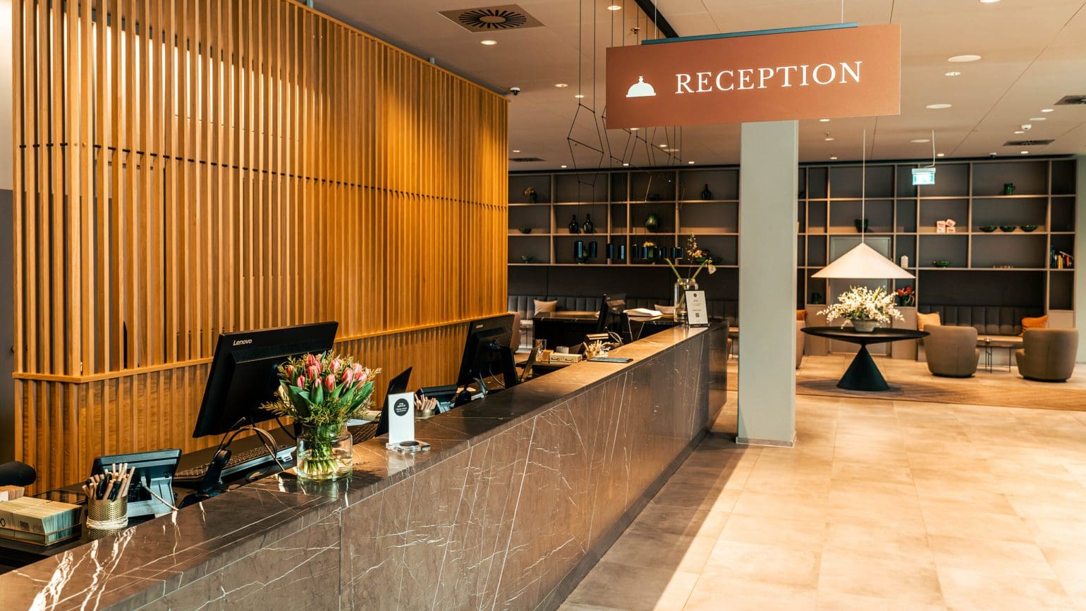 bild av en tom reception