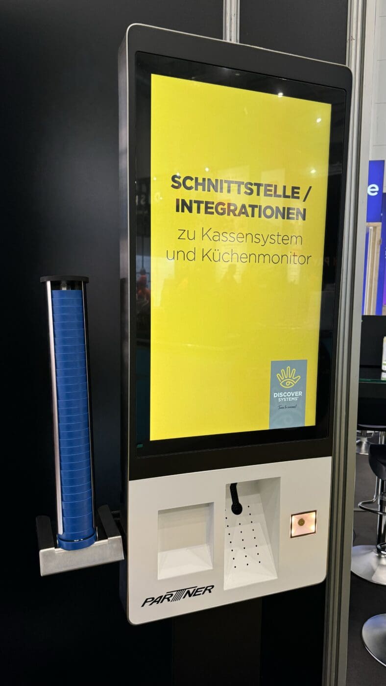 Självbetjäningskiosk med integrerad pagerhållare på Internorga-mässan
